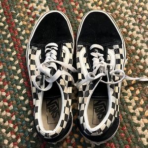 womens black and white checkered old skool vans
